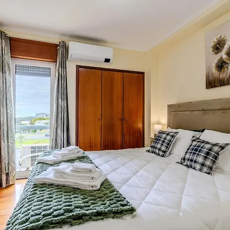 Apartment Fogo Mountain View - 3br, 2wc With Sea Volcano View