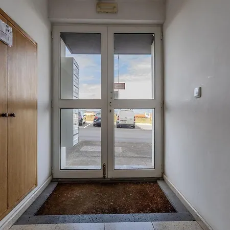 Fogo Mountain View - 3br, 2wc With Sea Volcano View