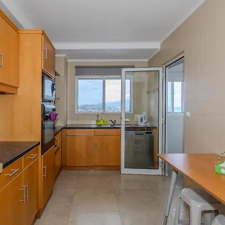 Fogo Mountain View - 3br, 2wc With Sea Volcano View * Ponta Delgada (Sao Miguel)